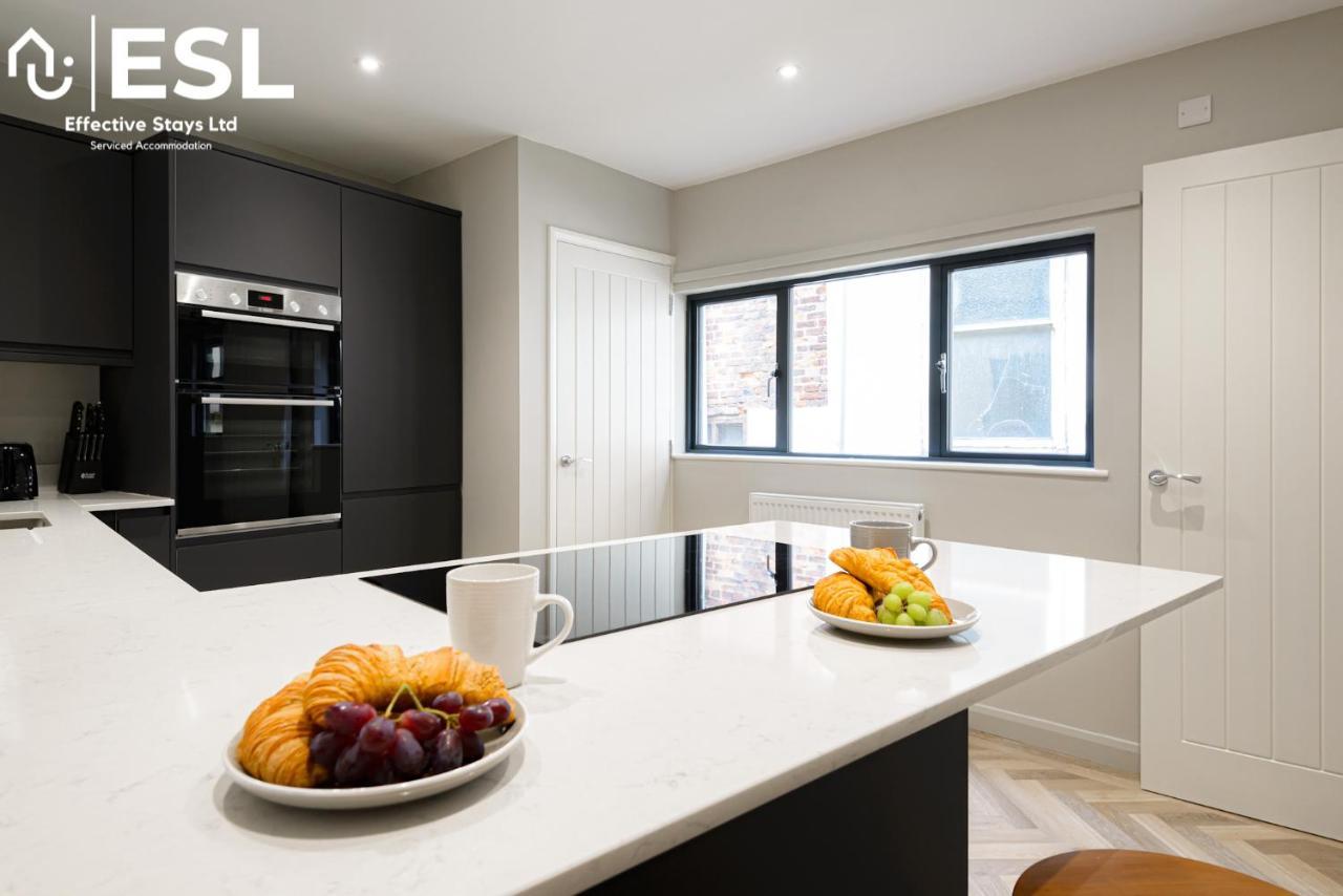Comfy Modern 2 Bedroom Duplex Apartment With Sun Terrace Shrewsbury Bagian luar foto